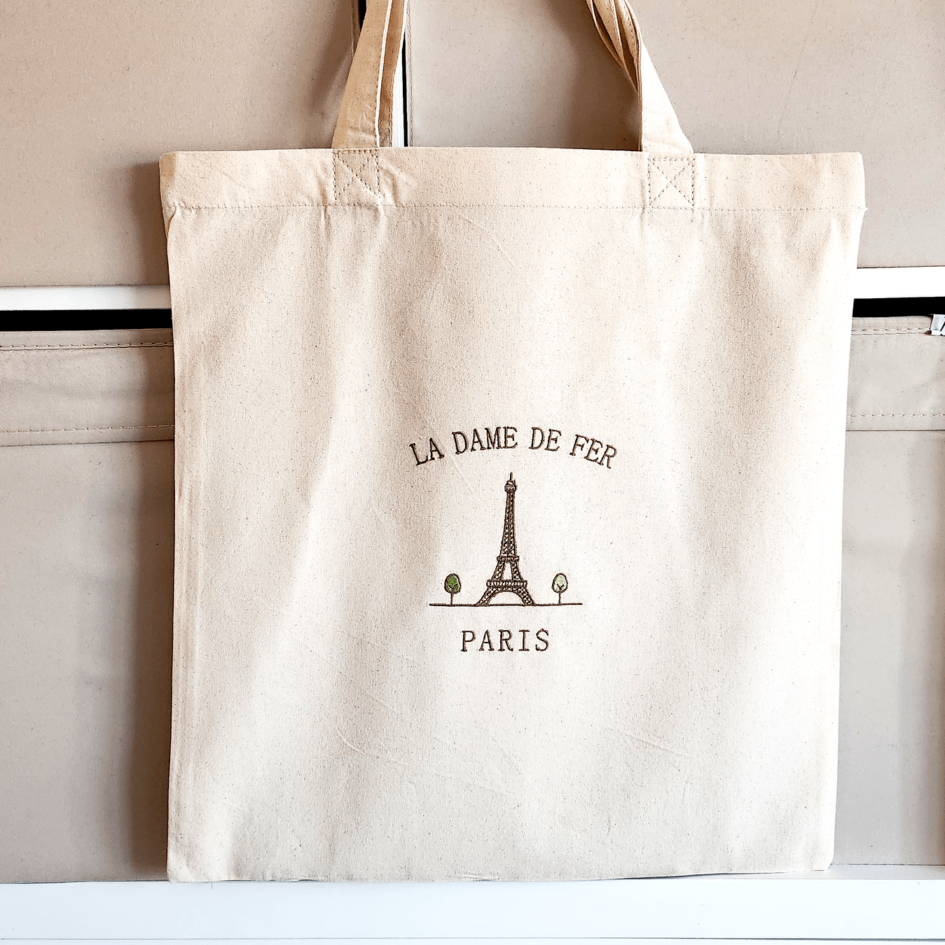 La Dame de Fer - Tote