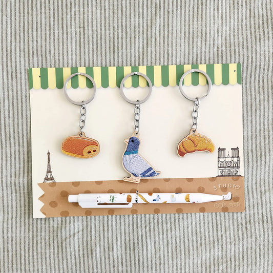 Lot 3 Porte-clés + 1 Stylo